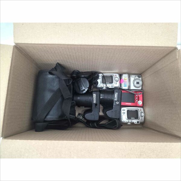 Lot 7 Digital Cameras Kodak Samsung Sony Nikon Coolpix L105/L320 CX6330 S630 E3200 MVC-FD83
