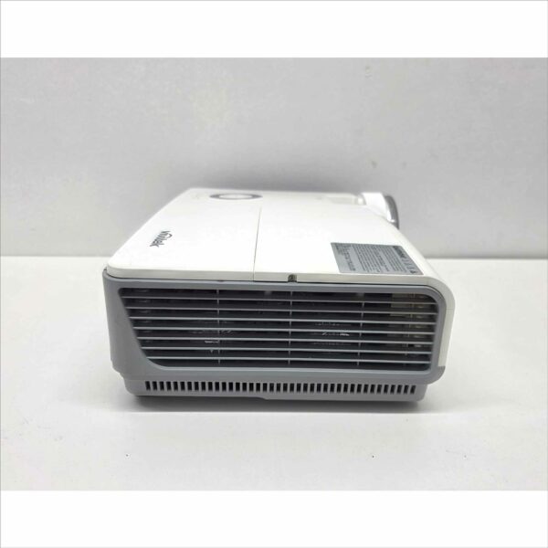 Vivitek D859 XGA 4700 Lumens DLP Projector – 2778 Lamp Hours