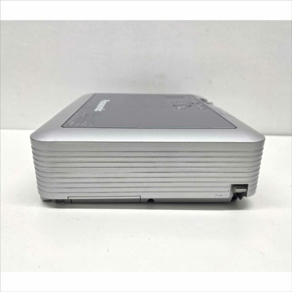 Panasonic PT-LC75U XGA 2500 Lumens LCD Projector