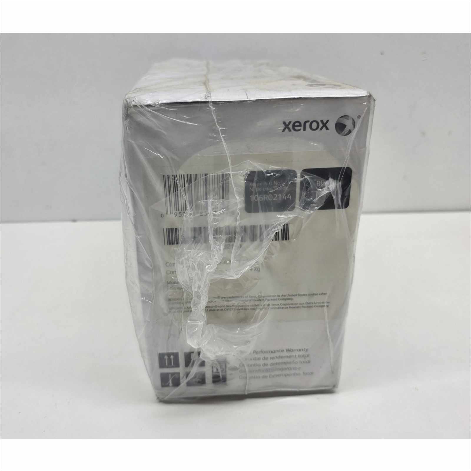 Xerox 106R02144 Black Replacement Toner Cartridge for HP LaserJet 4000 / 4050 Series (Replaces C4127X / 27X) – Sealed OEM Packaging