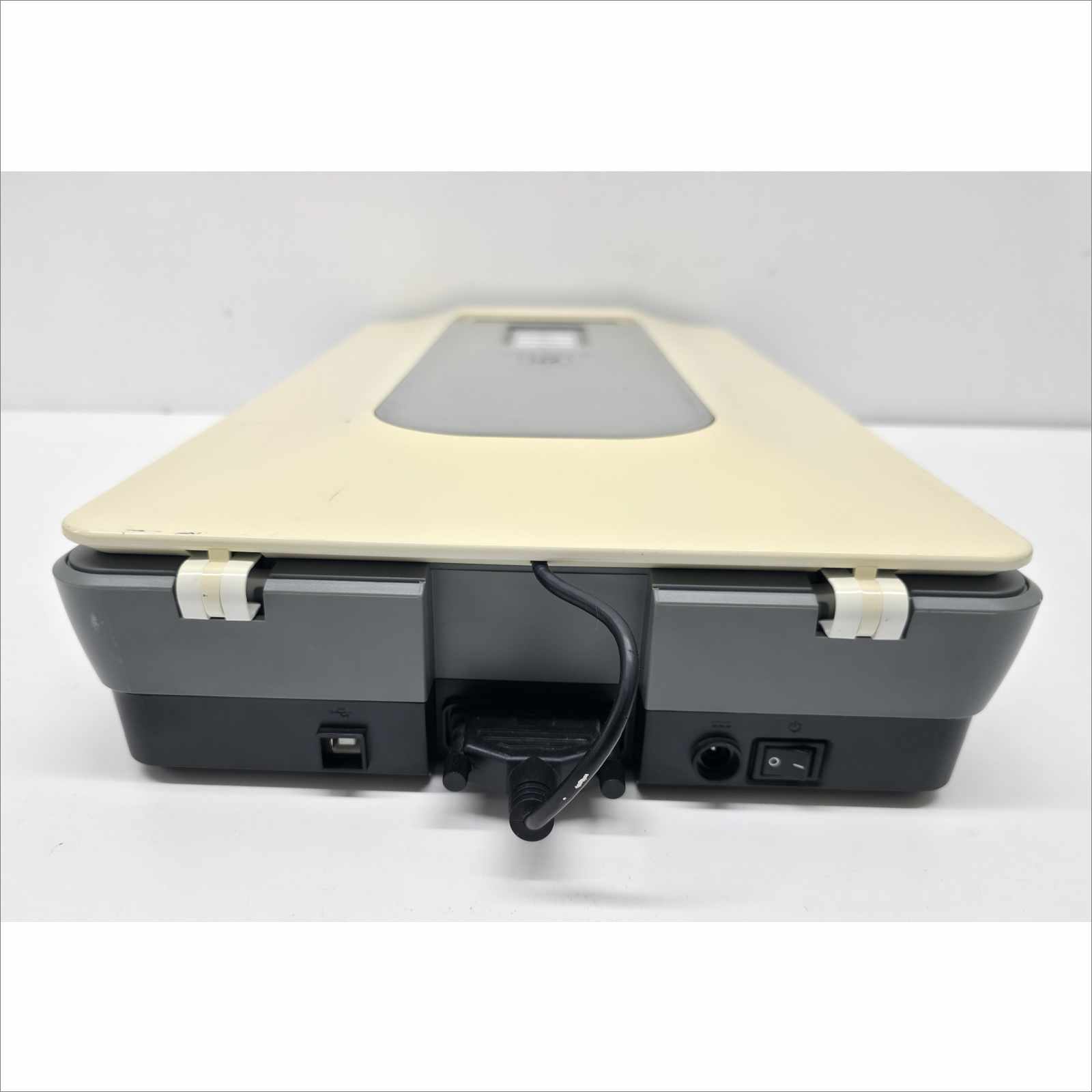 HP Scanjet G4010 Photo Scanner CN81WA61FR Tested Working USB Flatbed