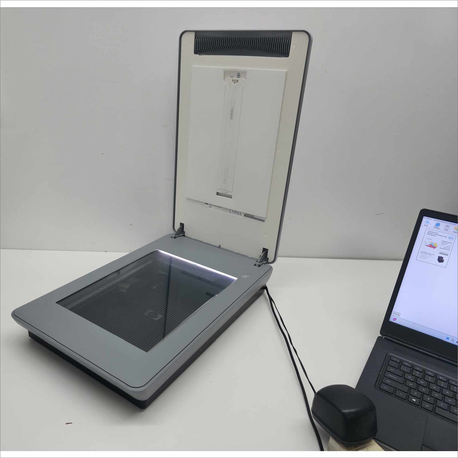 HP Scanjet 4850 Photo Scanner FCLSD-0605 Tested Working USB Flatbed
