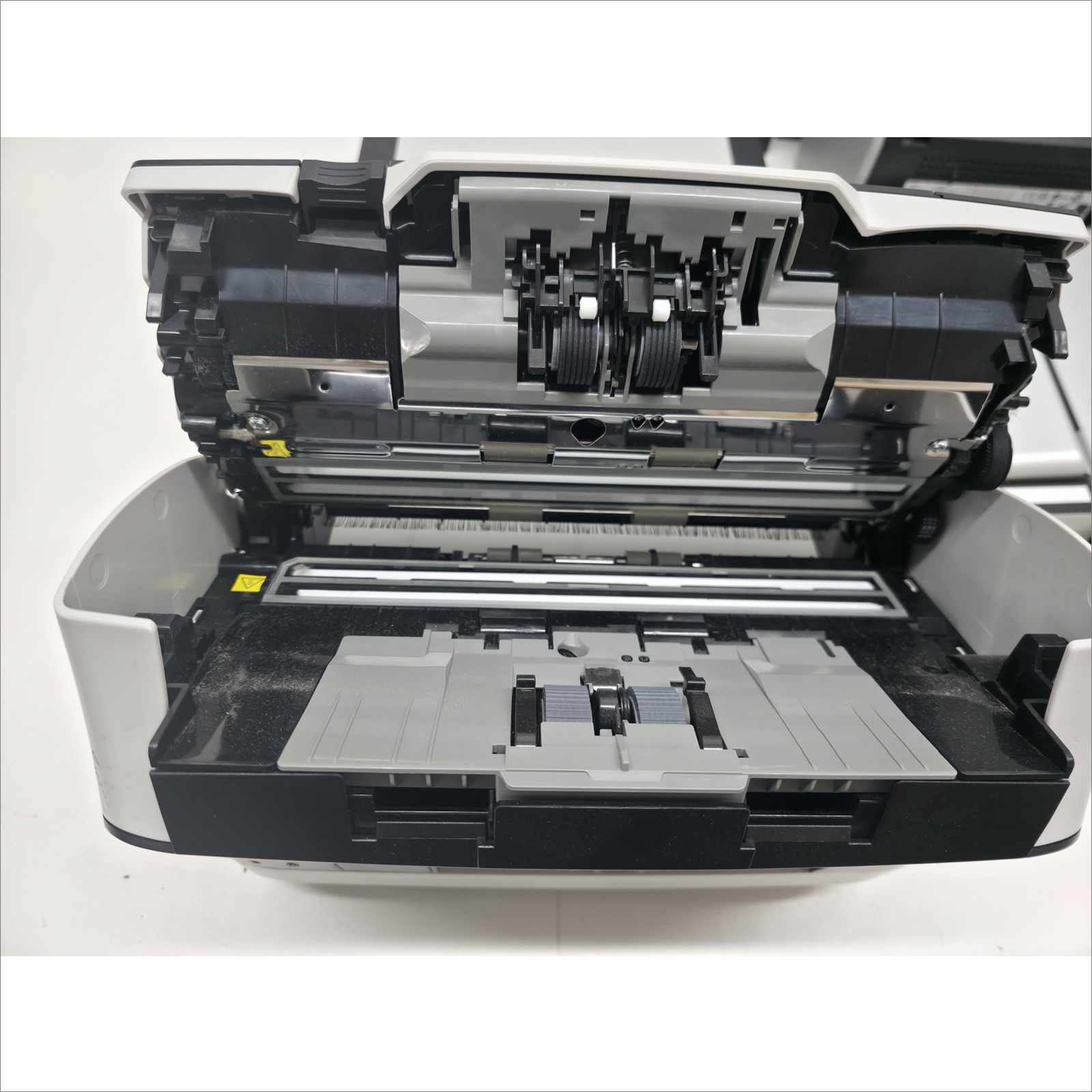 Pallet of 21x Fujitsu Document Scanners – fi-7160 / fi-7260 / fi-6130Z / ScanSnap Series – Low Count, Tested, Good Condition