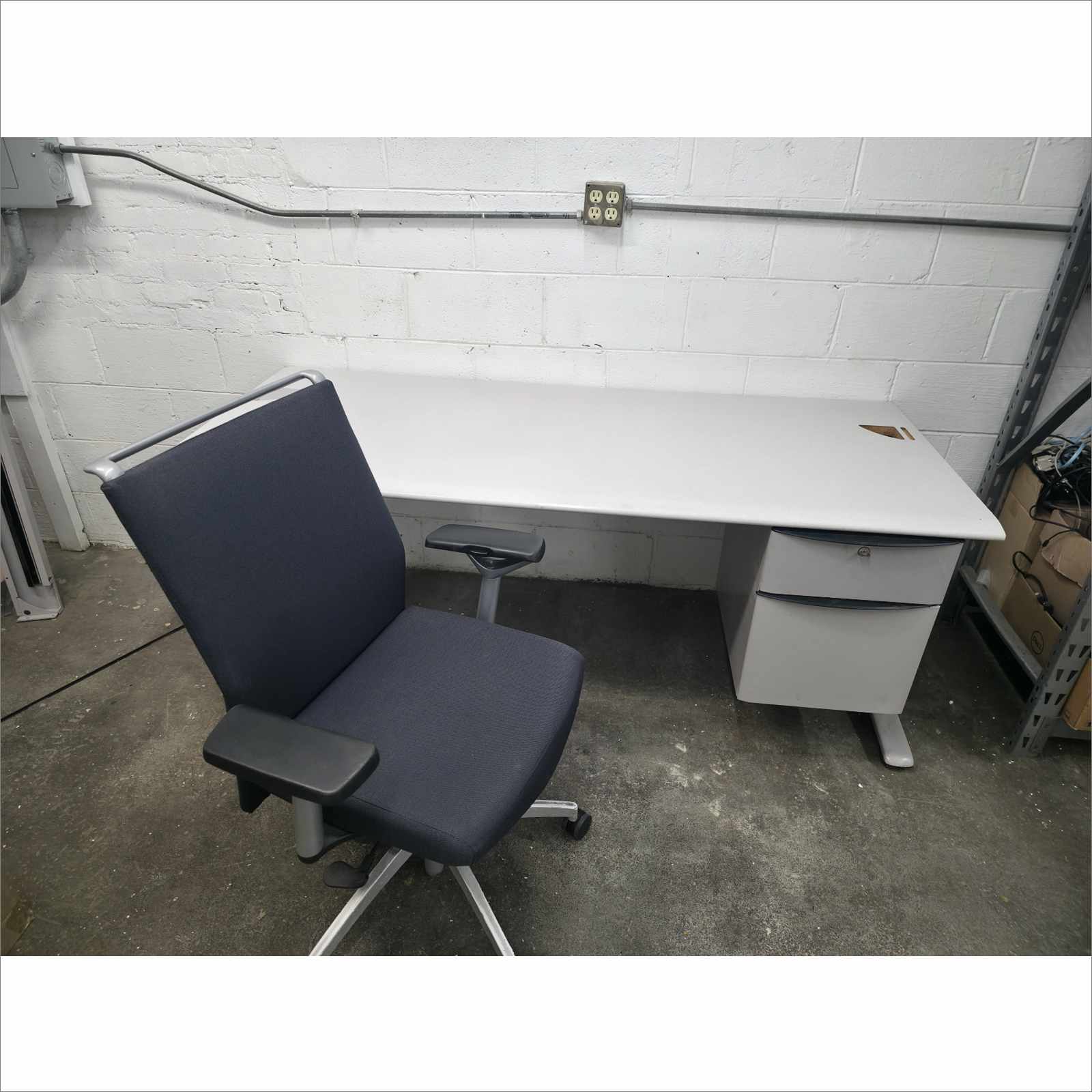 Steelcase Ellipse Desk ADXP3072L6 30x72 w/ Hanging Pedestal & SitOnIt Sona Chair 5723