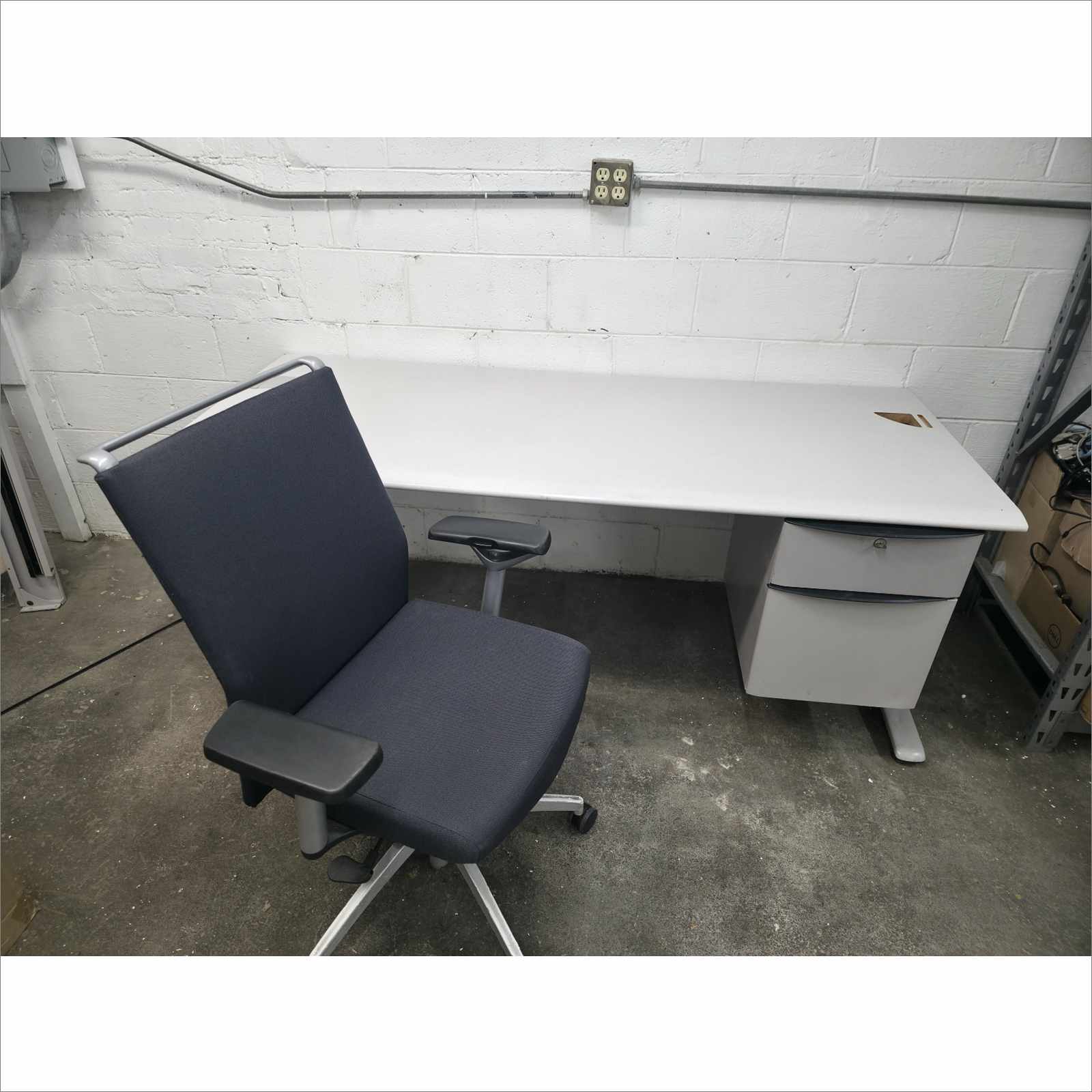 Steelcase Ellipse Desk ADXP3072L6 30x72 w/ Hanging Pedestal & SitOnIt Sona Chair 5723