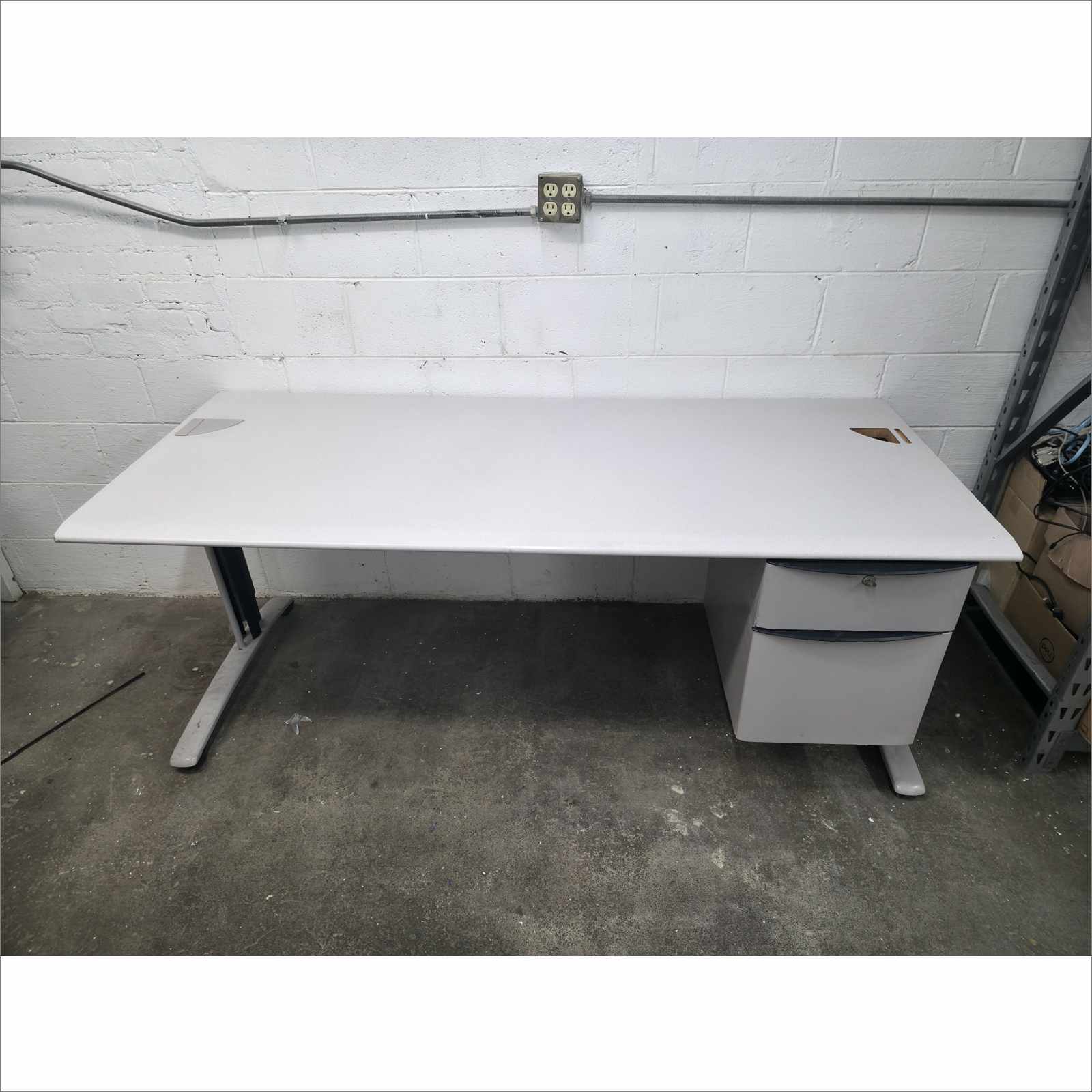 Steelcase Ellipse Desk ADXP3072L6 30x72 w/ Hanging Pedestal & SitOnIt Sona Chair 5723