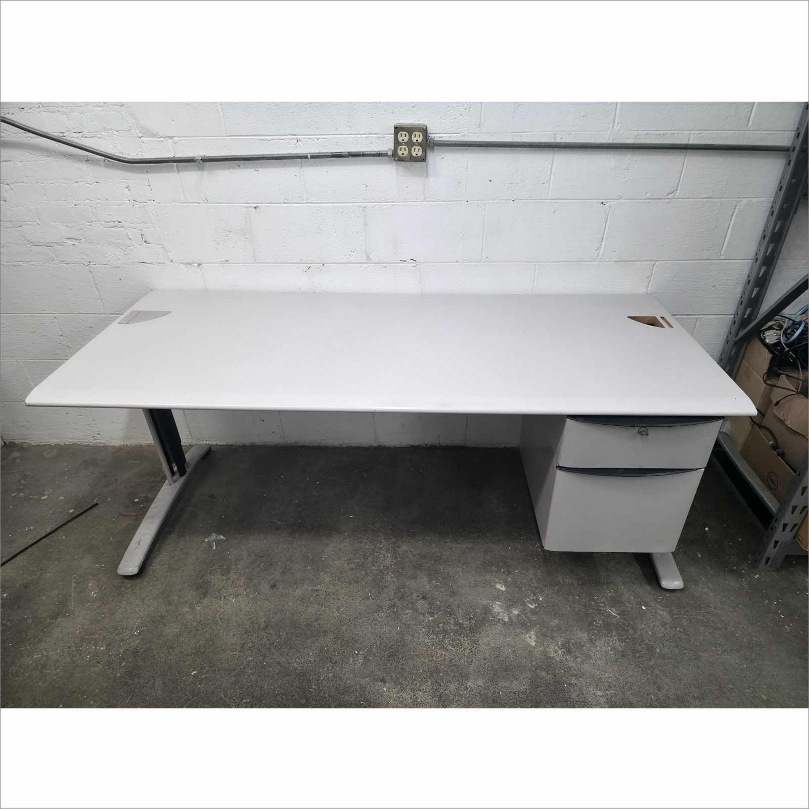 Steelcase Ellipse Desk ADXP3072L6 30x72 w/ Hanging Pedestal & SitOnIt Sona Chair 5723