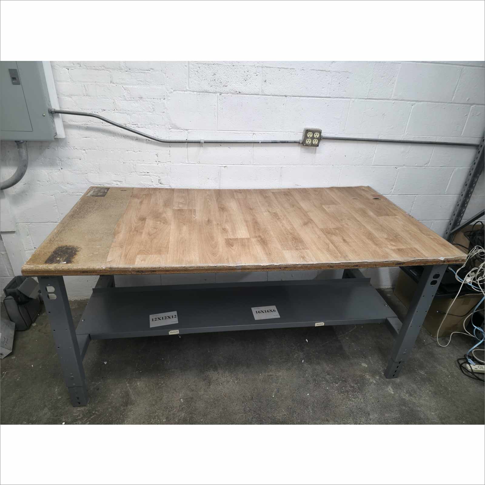 ULINE 72x36 Packing Table w/ Air Cushion Machine & 2 Bubble Wrap Rolls
