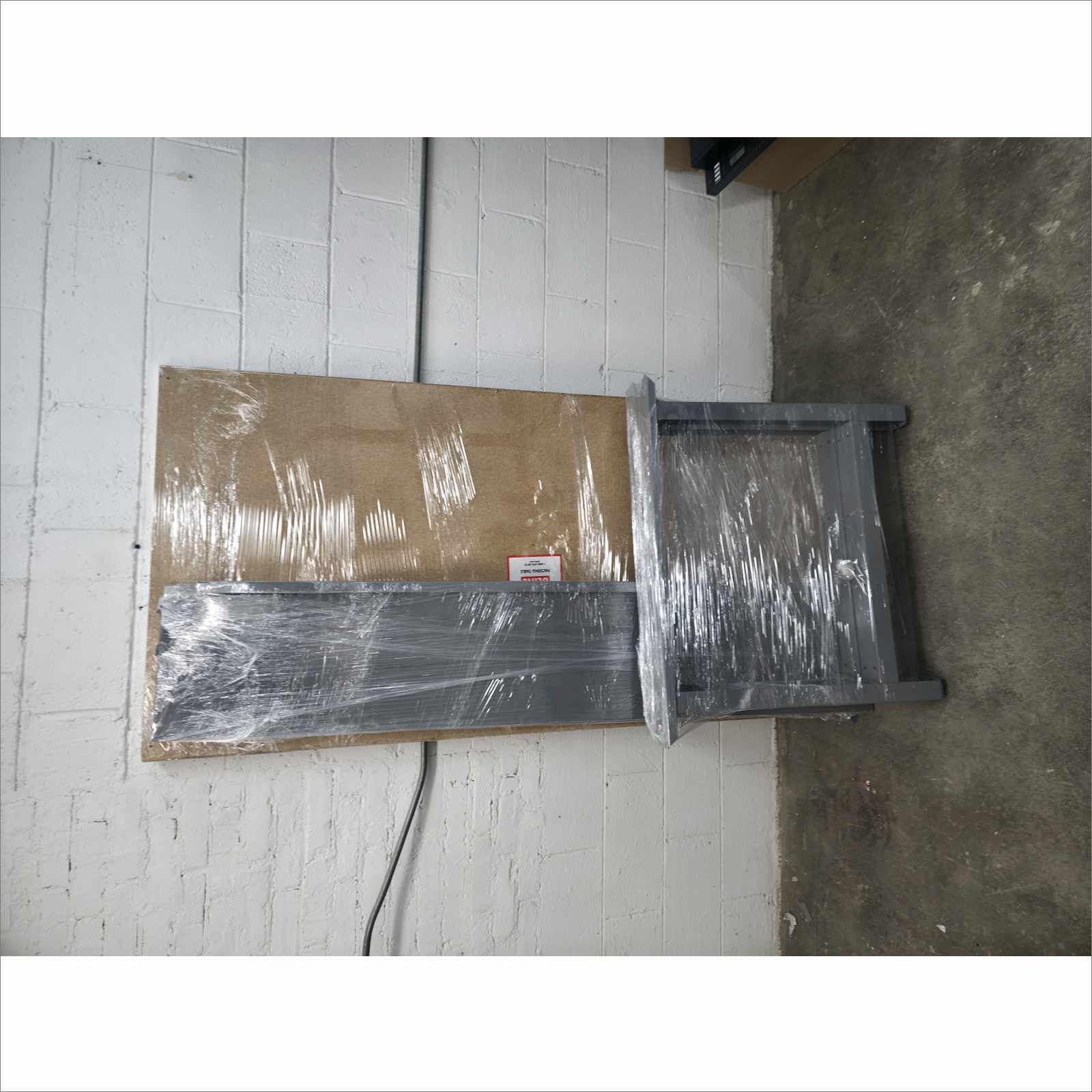 ULINE 72x36 Packing Table w/ Air Cushion Machine & 2 Bubble Wrap Rolls