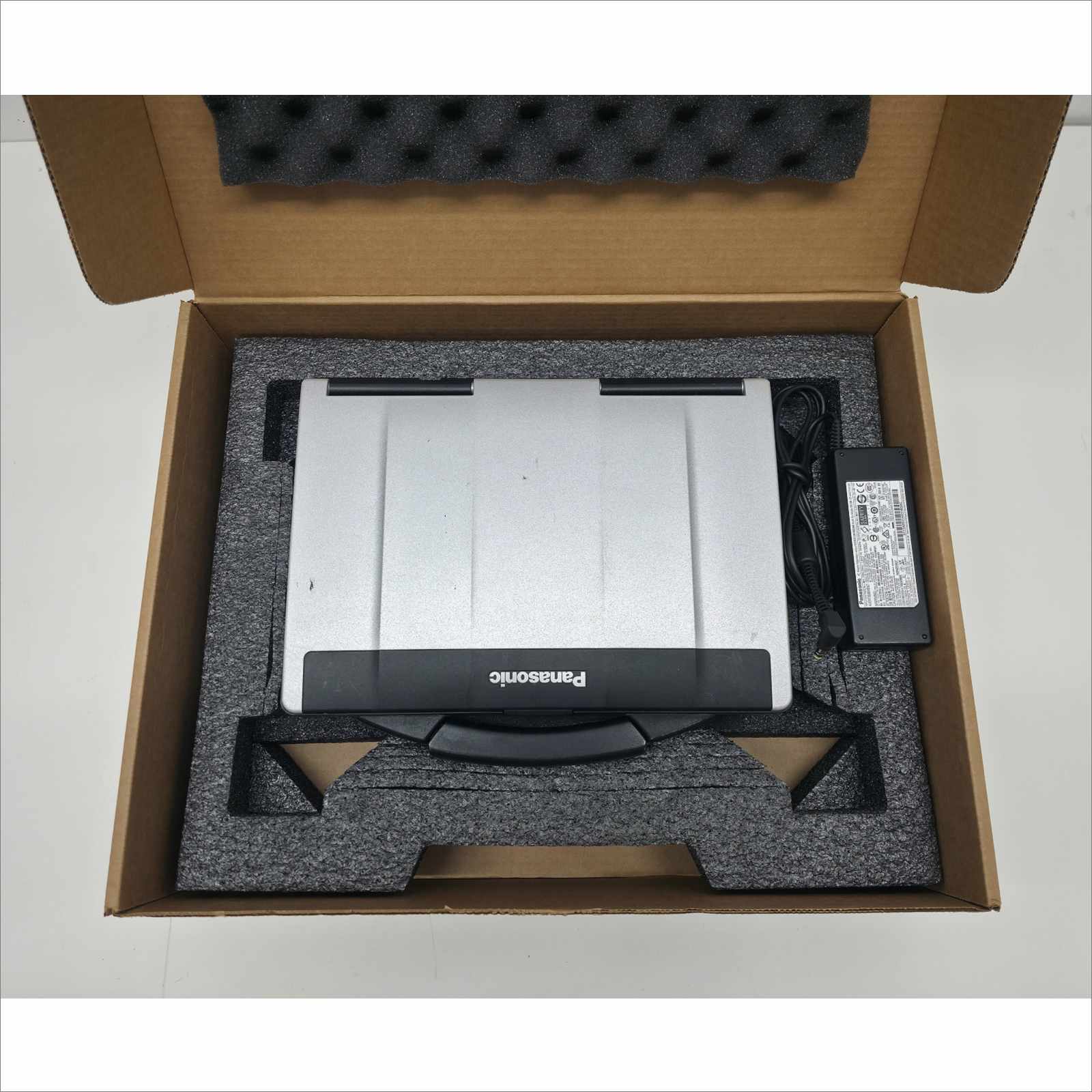 Panasonic Toughbook CF-53 MK3 14, 240GB SSD, 8GB RAM