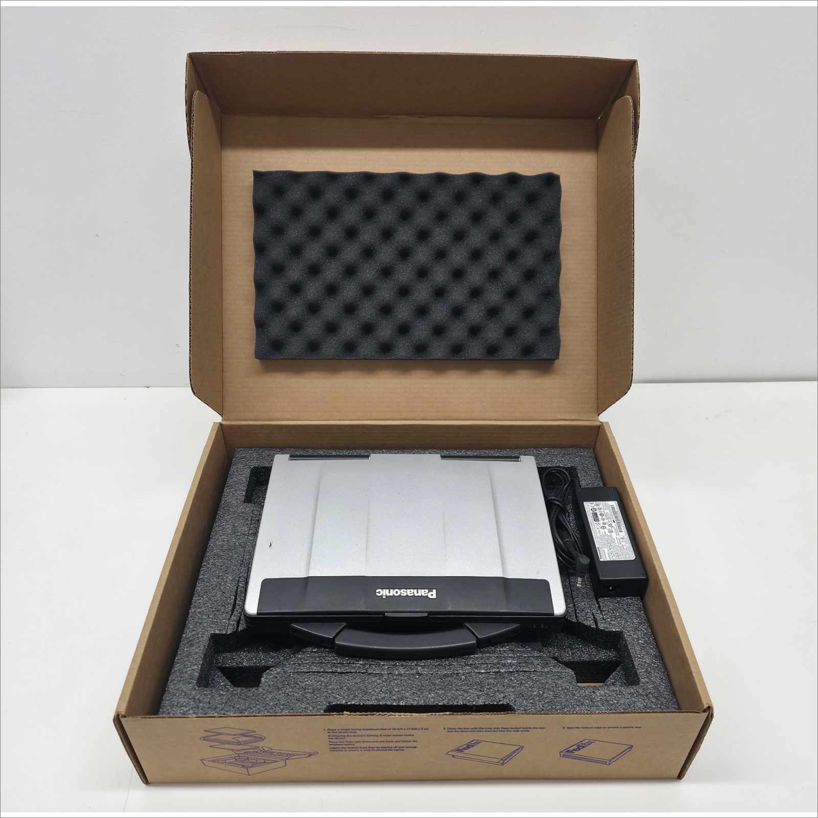 Panasonic Toughbook CF-53 MK3 14, 240GB SSD, 8GB RAM