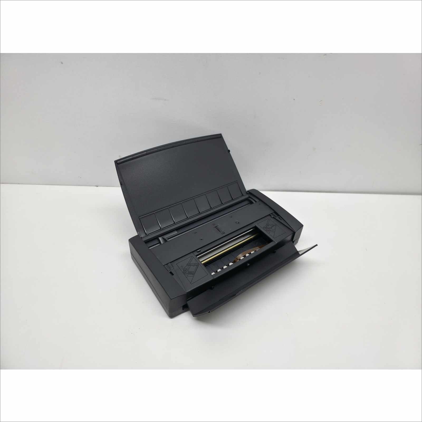 Apple Color StyleWriter 2200 Vintage Inkjet Printer - Power on test only