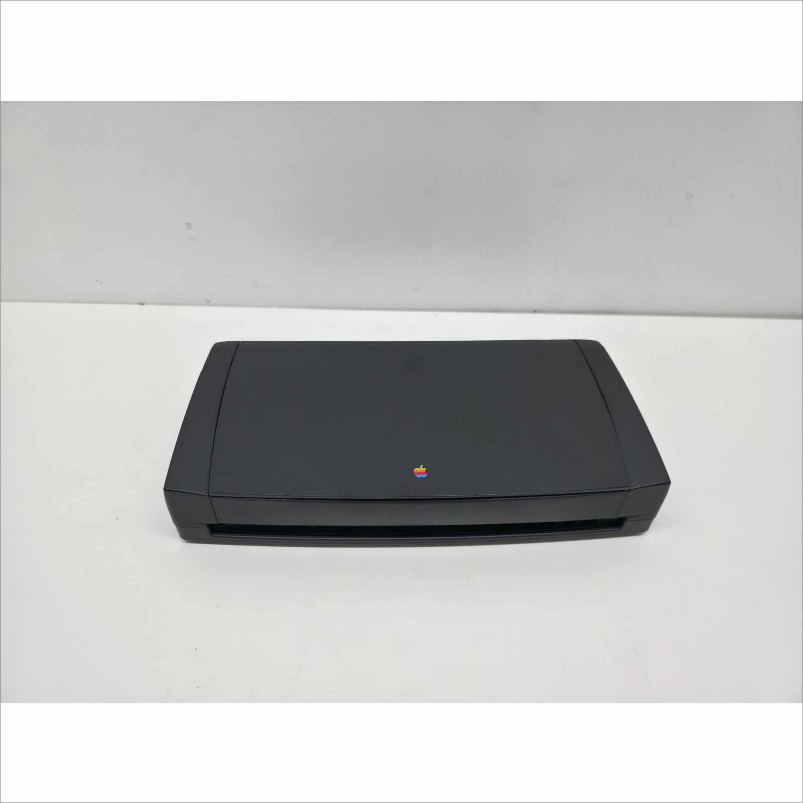 Apple Color StyleWriter 2200 Vintage Inkjet Printer - Power on test only