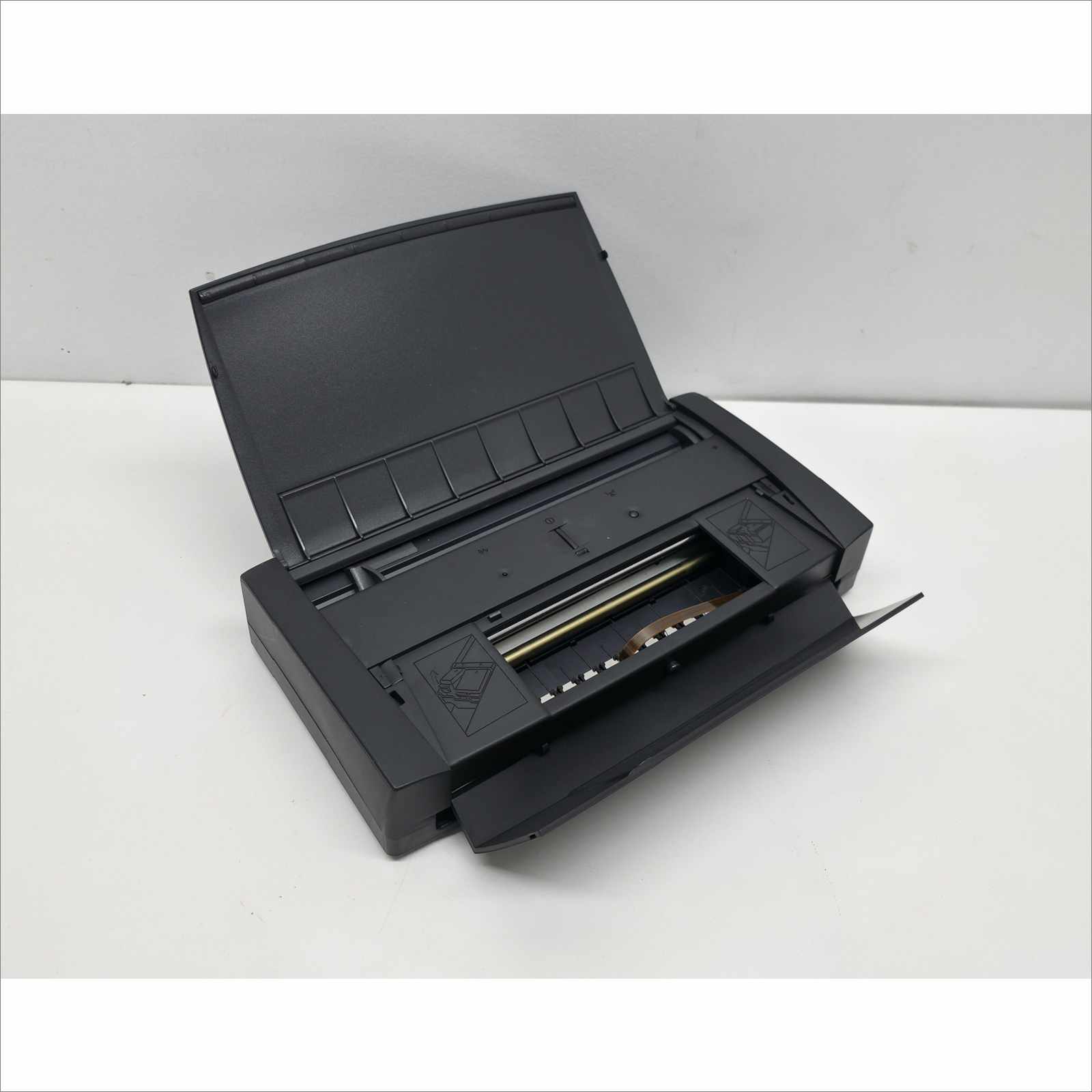 Apple Color StyleWriter 2200 Vintage Inkjet Printer - Power on test only