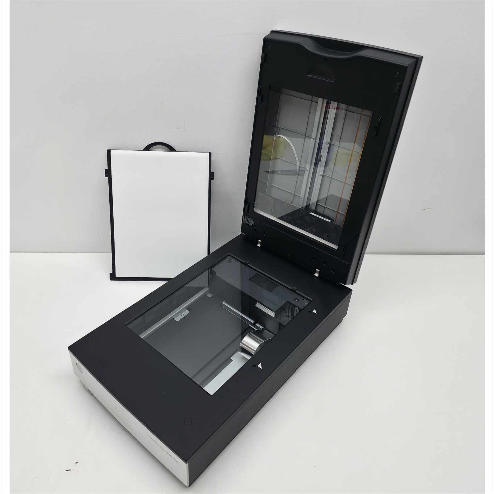 Epson Perfection V750-M PRO Photo Scanner J221A Tested Working